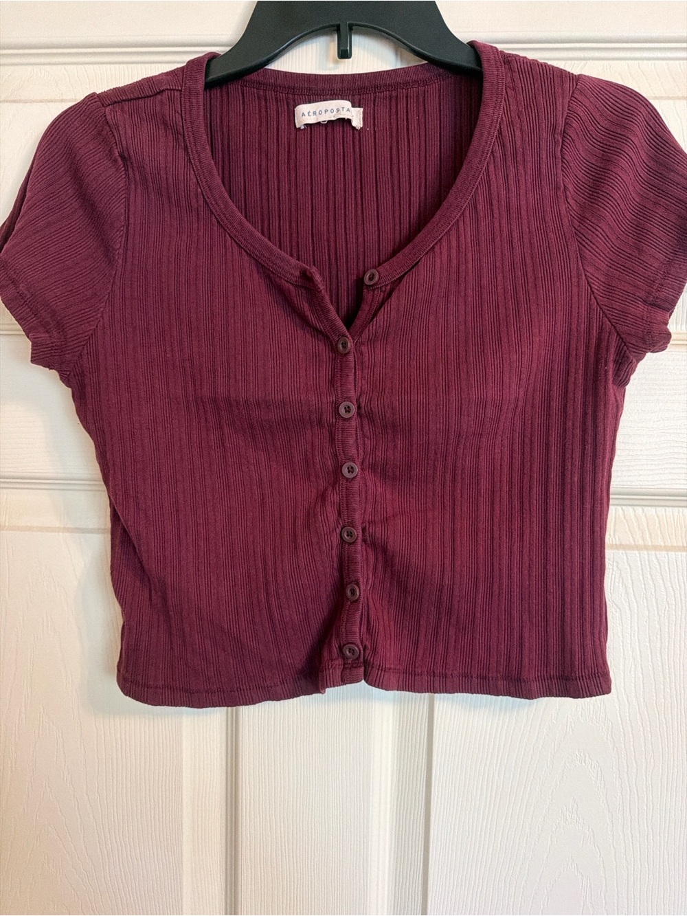 Aeropostale Cropped Ribbed %100 cotton Button-Front Top - burgandy
